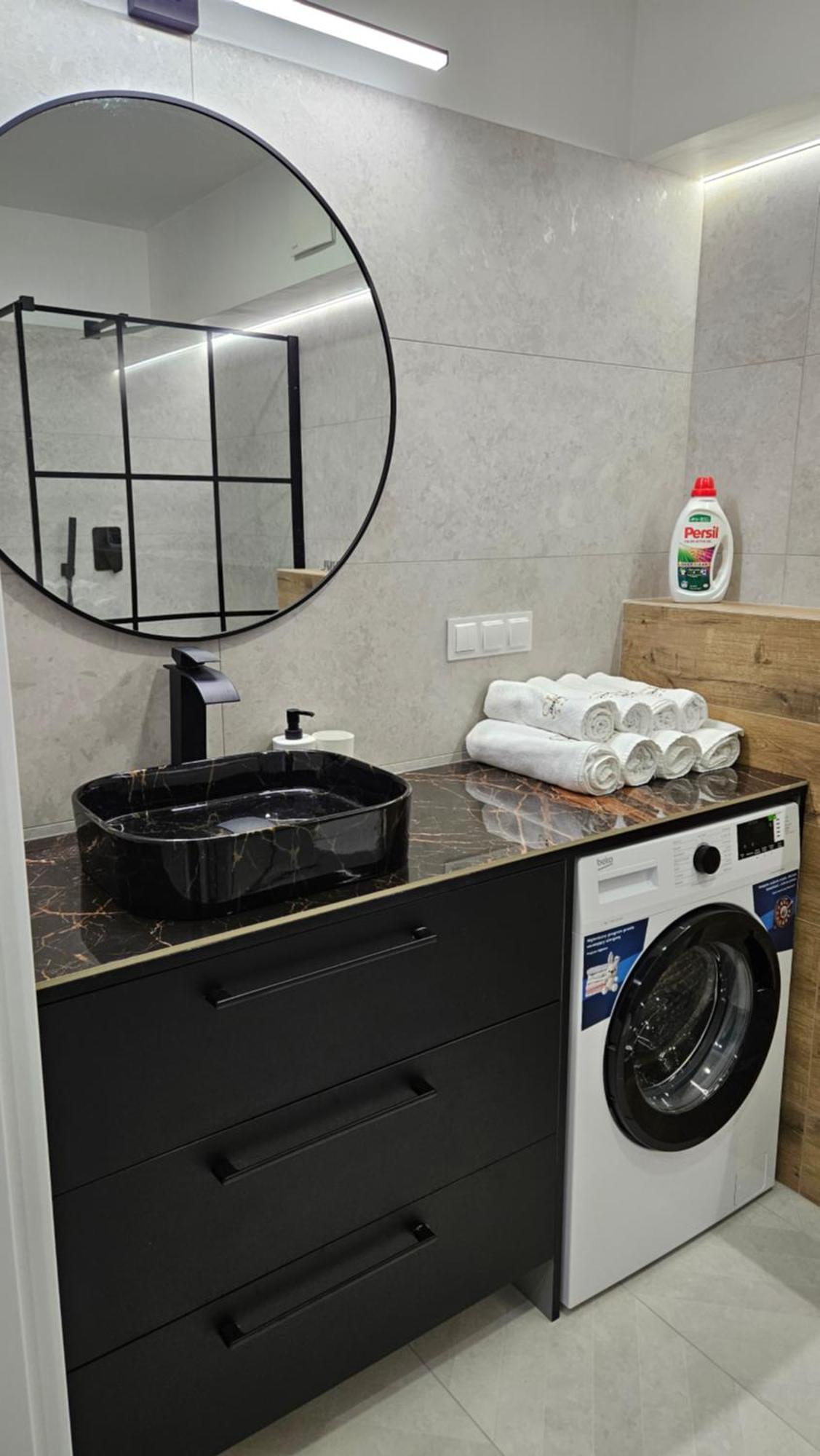 Bulgarska 59 - Sypialnia I Salon - 40m2 - Self Check In 24h Apartment