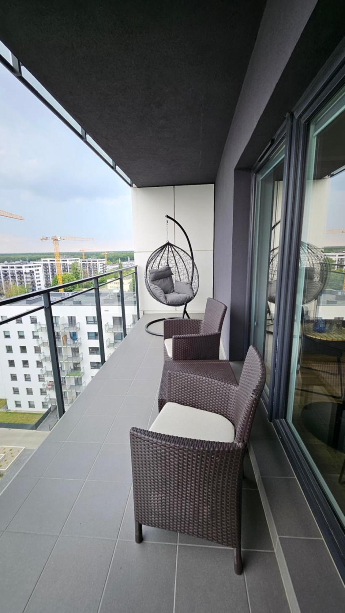 Bulgarska 59 - Sypialnia I Salon - 40m2 - Self Check In 24h *